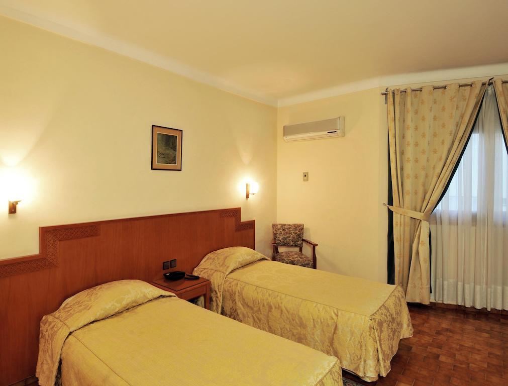 Hotel Splendid Fez Buitenkant foto