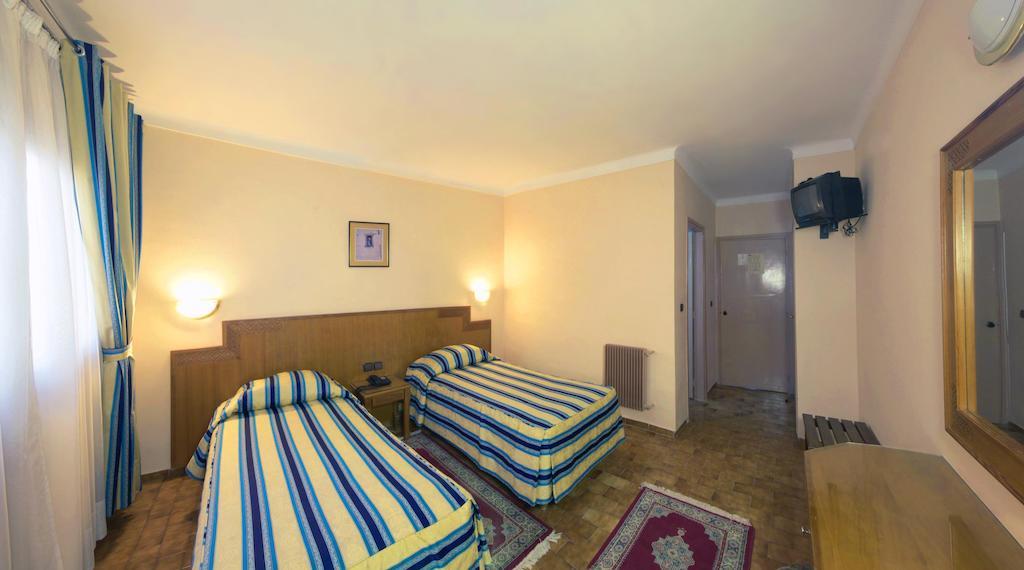 Hotel Splendid Fez Buitenkant foto